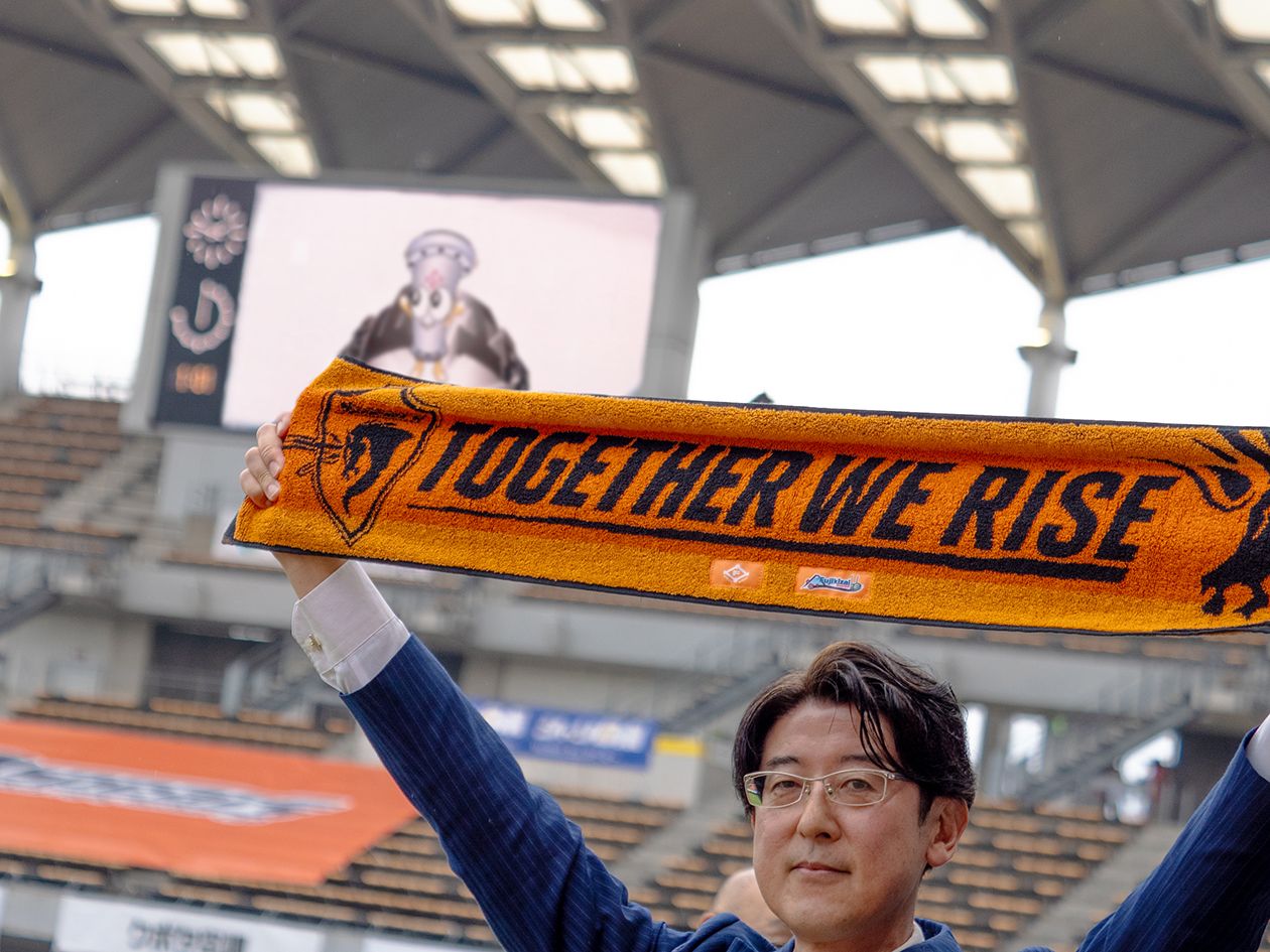 クボタスピアーズ船橋・東京ベイ　プラチナパートナー　遠山鉄工所代表社員てつお君